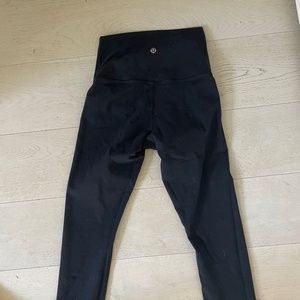 Lululemon high waisted wunder crop leggings
